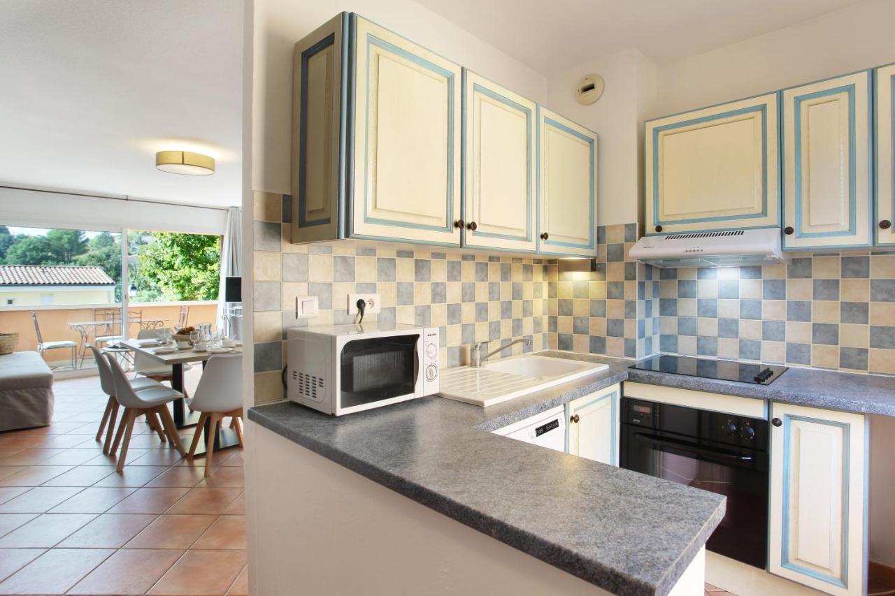 Gréoux-les-Bains Residence Odalys La Licorne De Haute Provence מראה חיצוני תמונה
