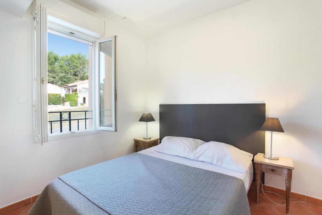 Gréoux-les-Bains Residence Odalys La Licorne De Haute Provence מראה חיצוני תמונה